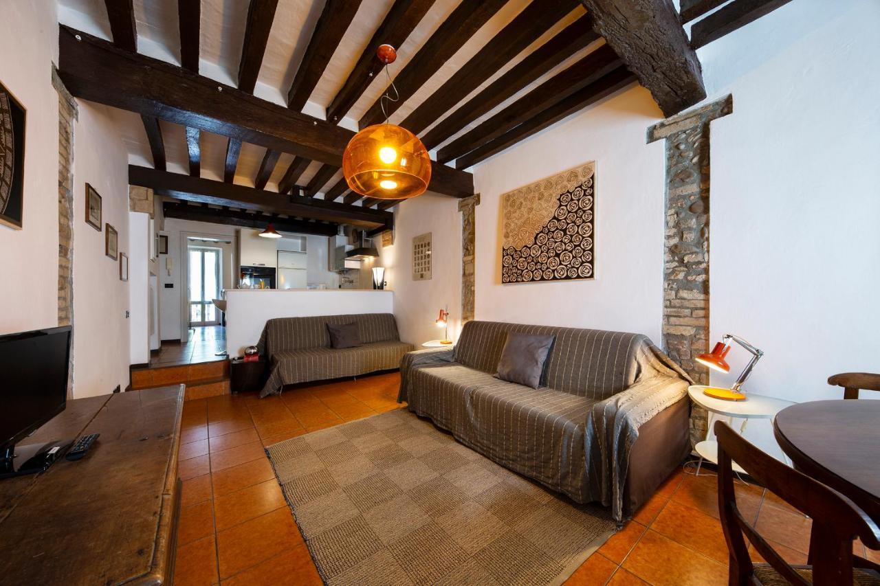 B&B Al Ducale And Apartments 帕爾馬 外观 照片